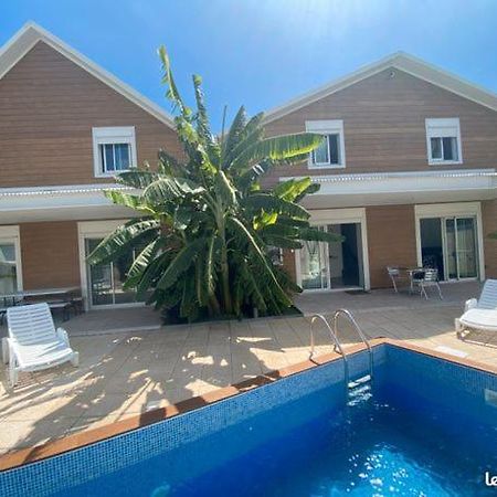 Villa Soleil L'Etang-Sale Exterior photo